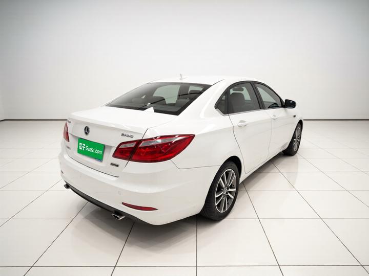 Eado 2016 1.6L AT photo 6