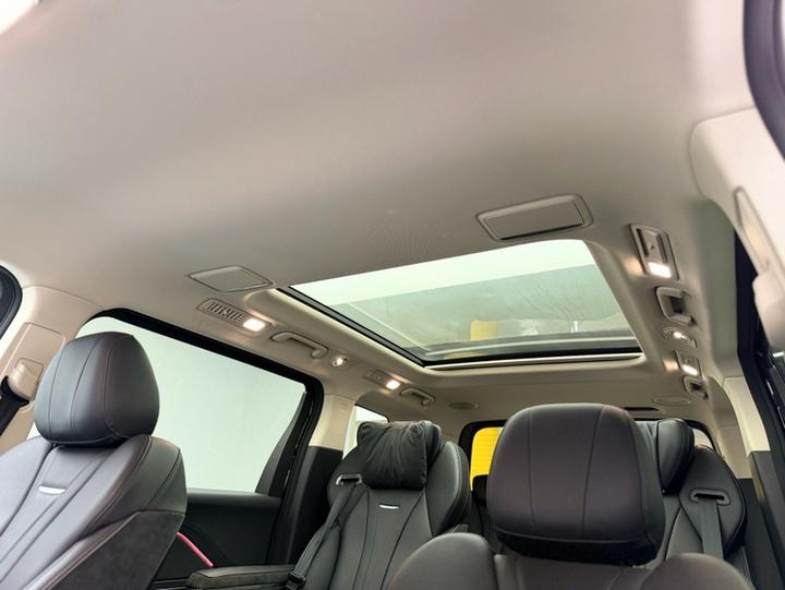 HQ9 PHEV 2024 2.0T AWD Luxury photo 8