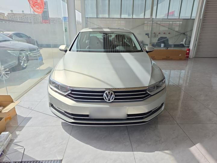 Magotan 2018 Facelift 330TSI DSG Luxury photo 2