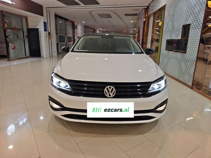 Lamando 2021 Facelift 280TSI DSG Comfort photo 2