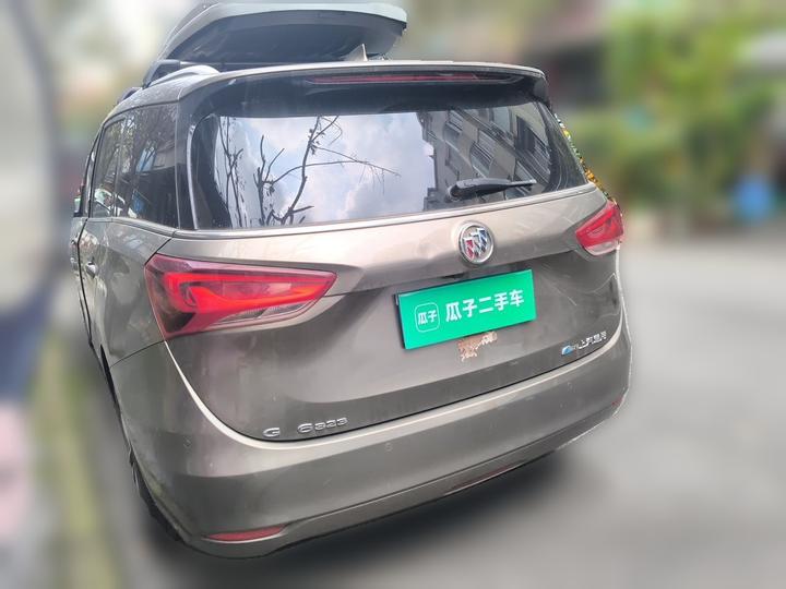 GL6 2021 323T Mild Hybrid Luxury photo 4