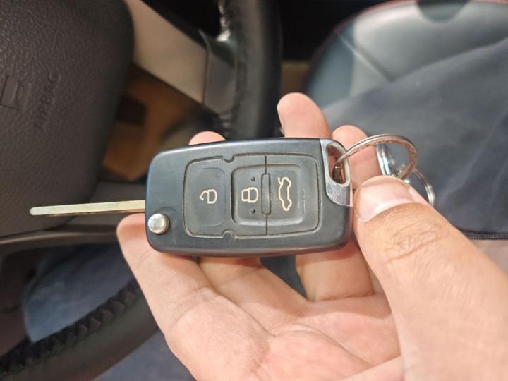 2015 Sedan 1.5L MT photo 8