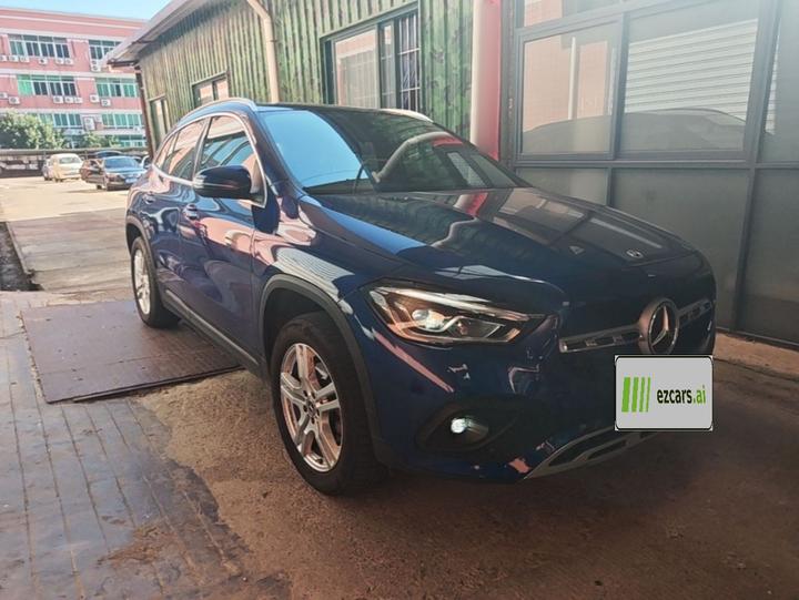GLA 2023 GLA 200 photo 3