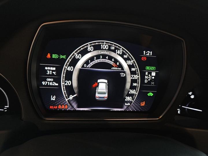 LS 2021 500h Excellence photo 3