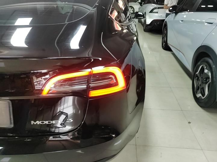 Model 3 2021 Standard Range RWD Upgraded photo 7