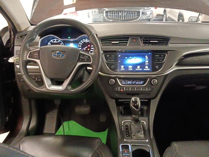 Emgrand 2017 Hatchback RS 1.5L CVT photo 5