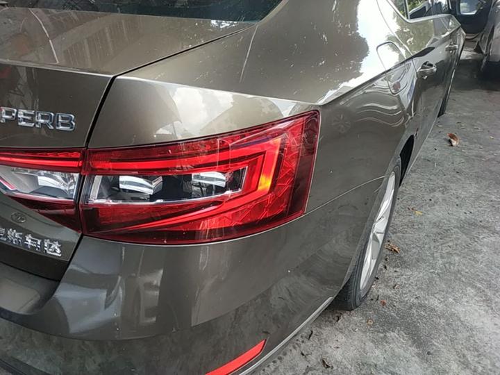 Superb 2016 TSI280 DSG photo 7