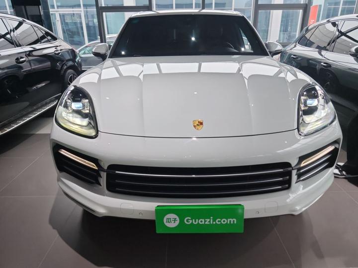 2019 Cayenne 3.0T photo 2