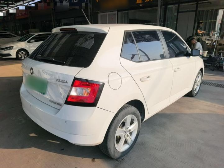 Fabia 2017 1.4L AT photo 4