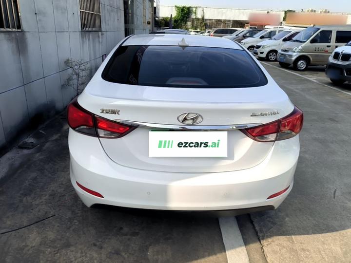Elantra 2016 1.6L AT Premium photo 5