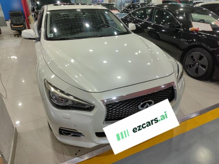 Q50L 2016 2.0T Progressive photo 3