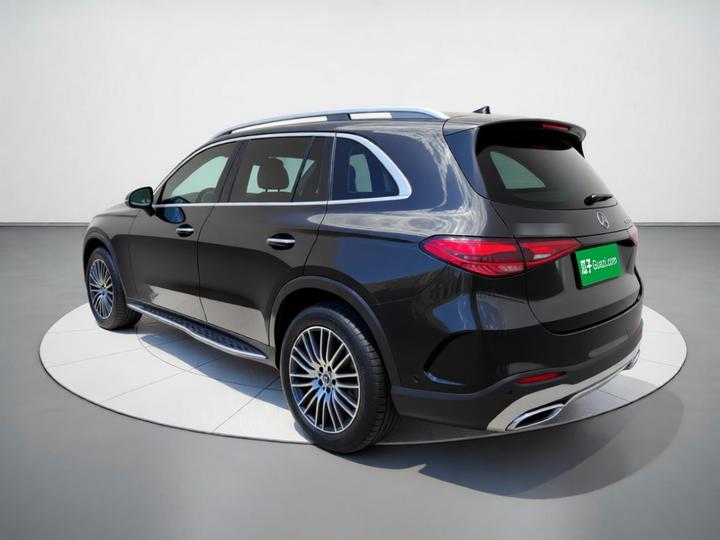 GLC 2025 GLC 300 L 4MATIC Dynamic 5-Seater photo 4