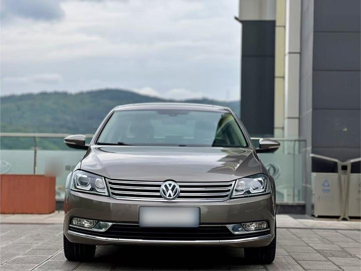 Magotan 2015 2.0TSI Premium photo 2
