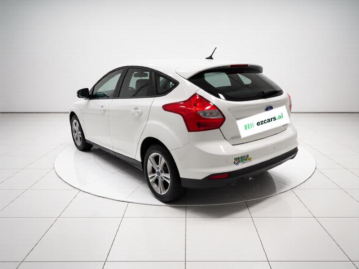 Focus 2012 Hatchback 1.6L AT photo 4