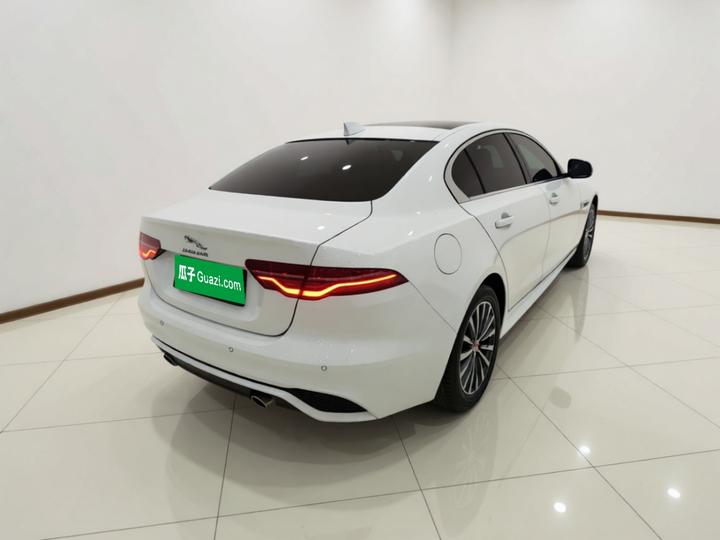 XEL 2020 2.0T 200PS R-DYNAMIC Sport photo 6