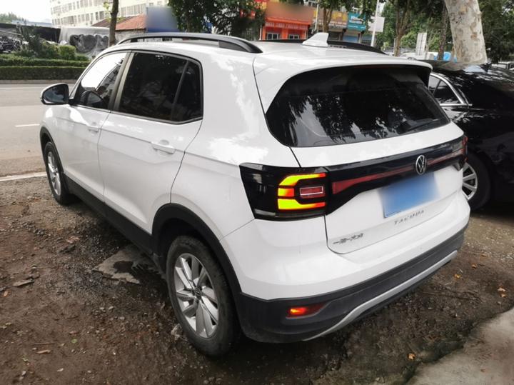 2020 1.5L AT photo 4
