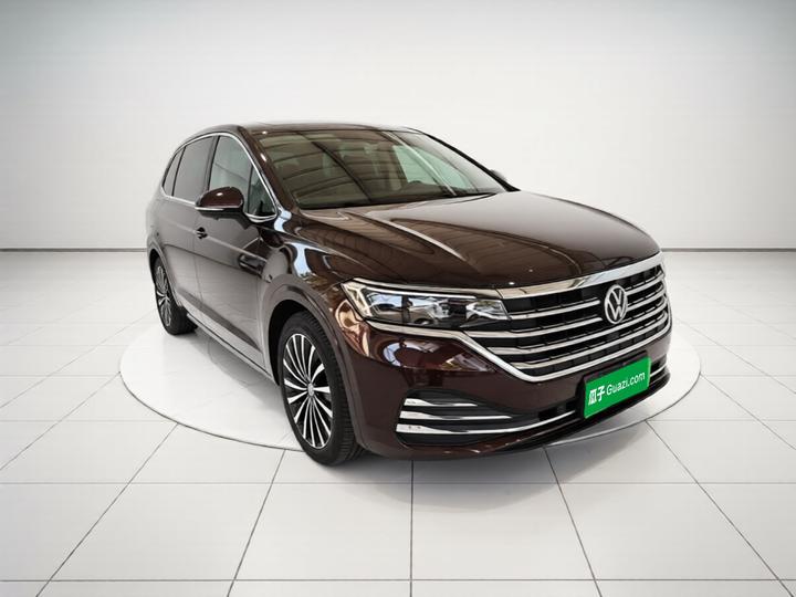 Viloran 2020 380TSI Premium photo 3