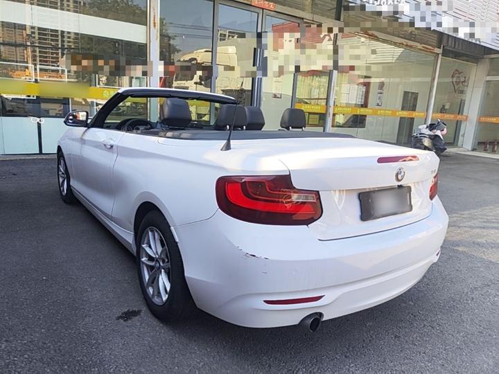 2 Series Imported 2015 218i Convertible Coupe photo 4
