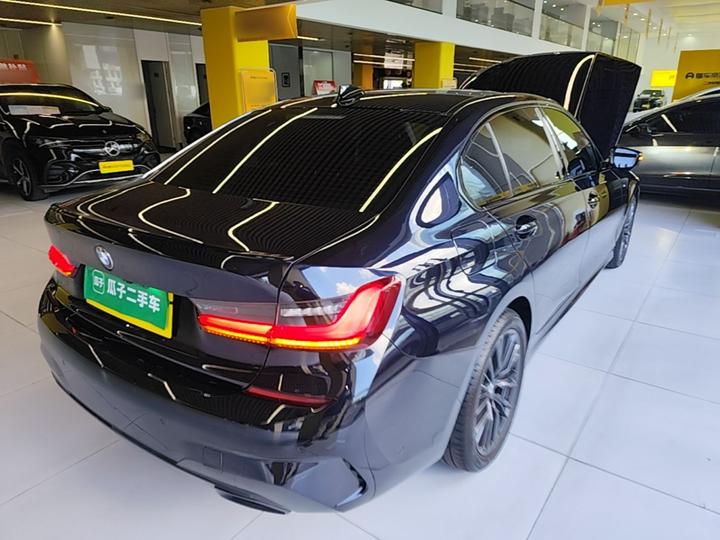 3 Series 2022 325Li M M Sport Night Package photo 6