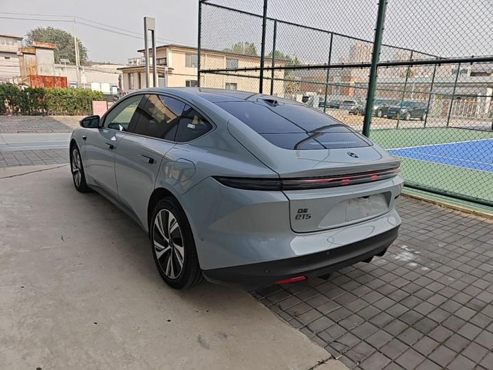 ET5 2022 75kWh photo 4