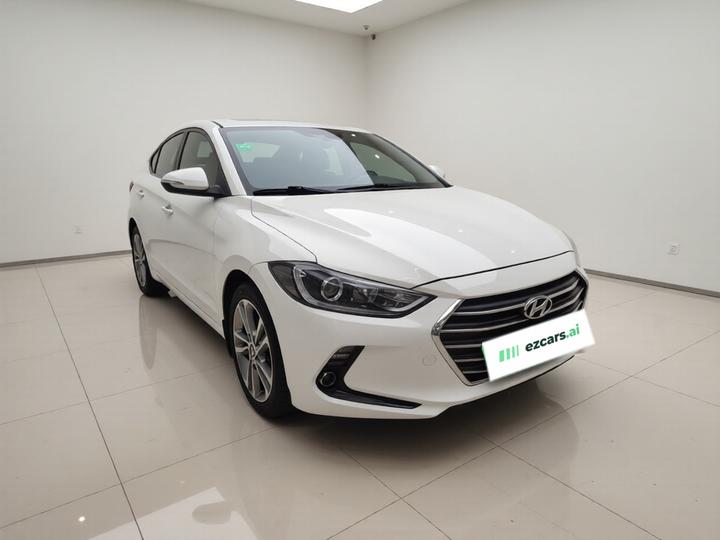Elantra 2016 1.6L AT Smart Elite photo 3