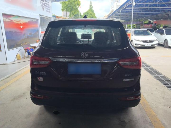 Fengon 580 2016 1.8L MT Comfort photo 3