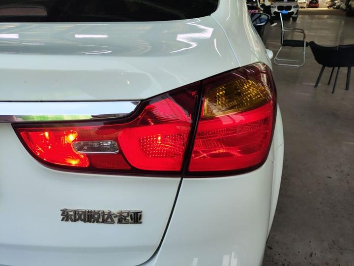 K3 2015 1.6L AT DLX photo 7