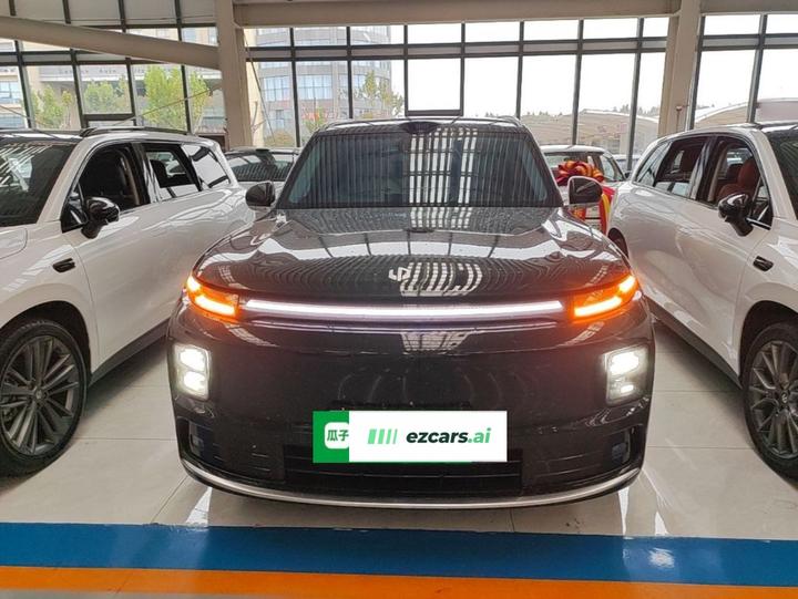 Leapmotor D19 2026 EREV 500 Smart Premium 7-Seater photo 2