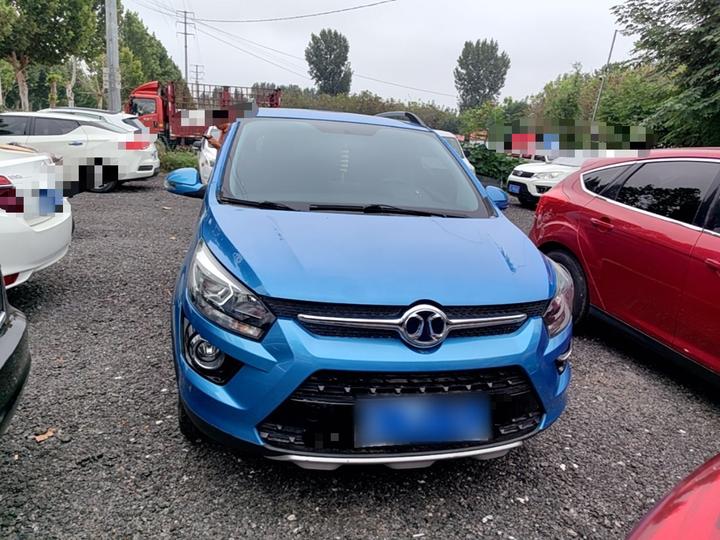 BAIC X25 2015 1.5L MT Comfort photo 2