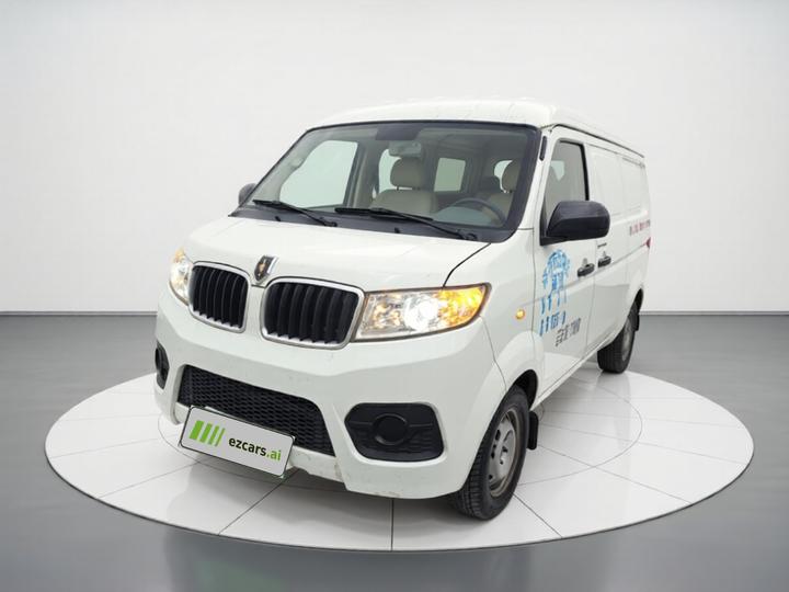 Jinbei Hiace X30 2023 1.5L 2/5-Seater SWC15M