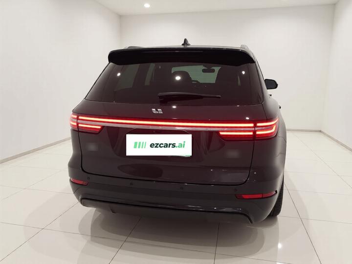Li Auto ONE 2020 EREV 6-Seater photo 5