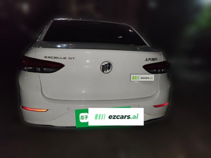 Excelle 2021 Facelift Classic 1.5L AT Elite photo 5