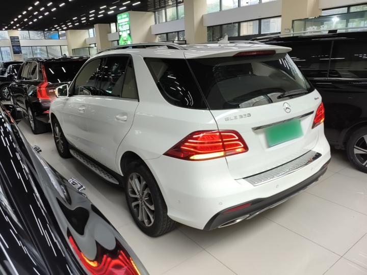 GLE Imported 2017 GLE 320 4MATIC Dynamic photo 4