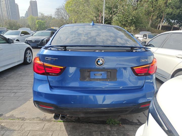 3 SeriesGT 2020 320i M Sport photo 3