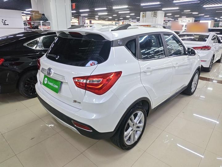 CS35 2017 1.6L AT Luxury photo 4