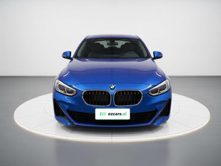 1 Series 2019 120i Leading M Sport Package photo 2