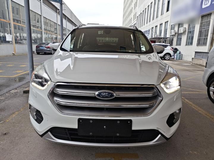 Kuga 2017 EcoBoost 245 AWD photo 2