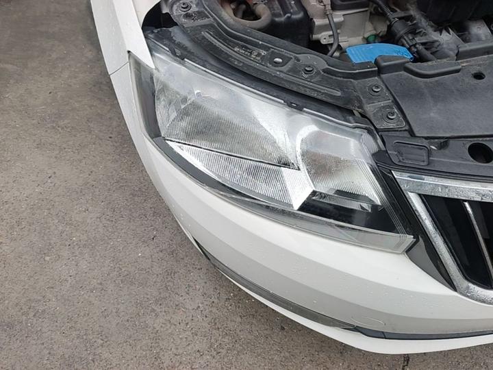 Rapid Spaceback 2014 1.6L AT Enjoy photo 7