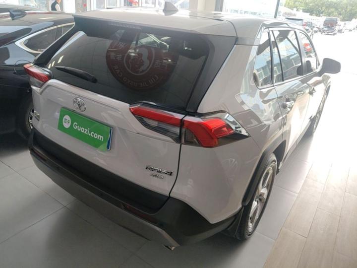 RAV4 2020 2.0L CVT AWD PLUS photo 6