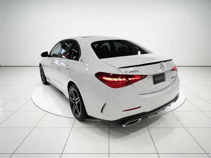 C-Class 2024 C 260 L Sport photo 4