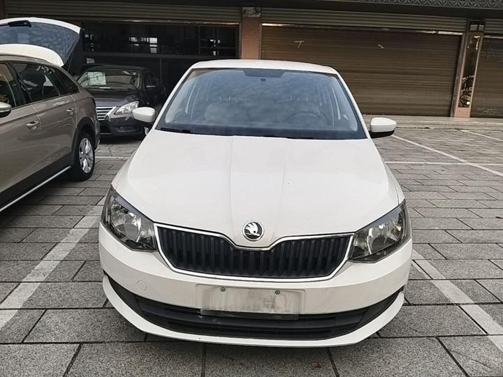 Fabia 2017 1.4L AT photo 2