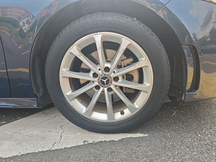 A-Class 2019 A 200 L Sport photo 8