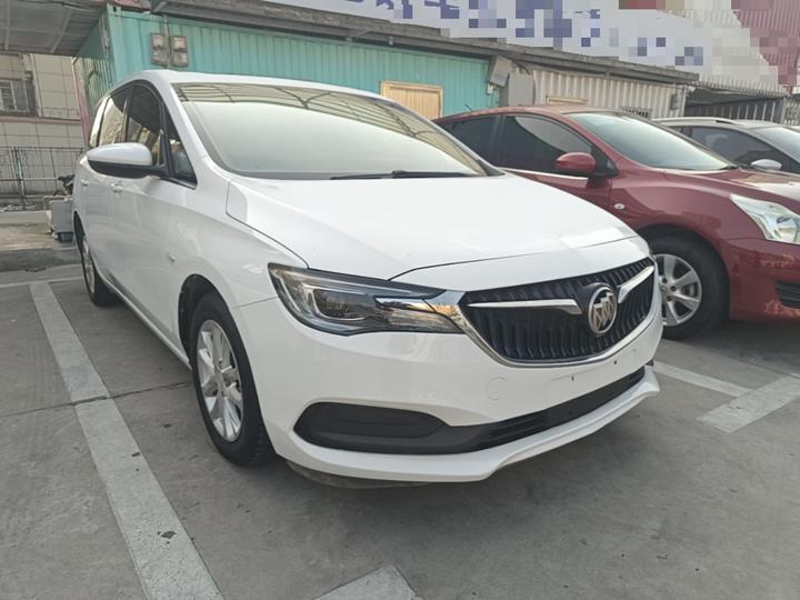 GL6 2019 18T 6-Seater Elite China VI photo 3