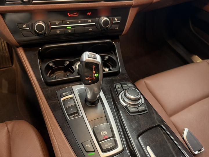 5 Series Imported 2012 530i Leading Wagon photo 6