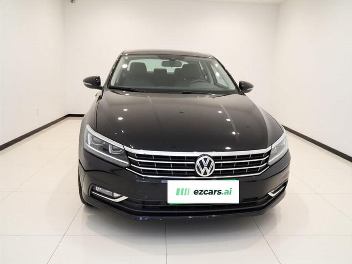 Passat 2017 330TSI DSG photo 2