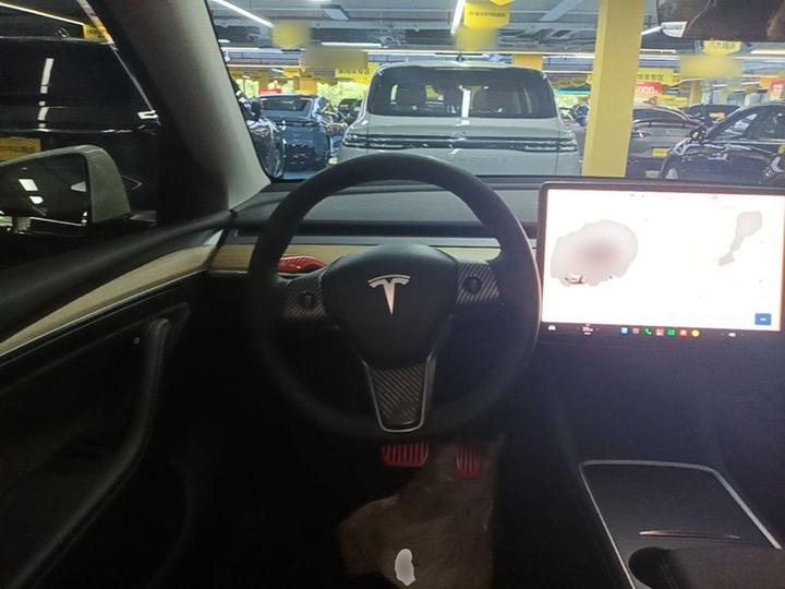 Model Y 2022 Facelift RWD photo 6