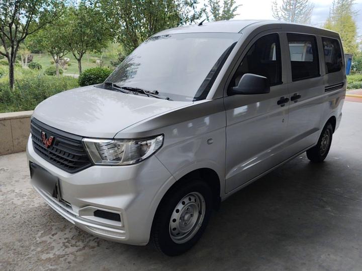Wuling Hongguang V 2022 1.5L LAR