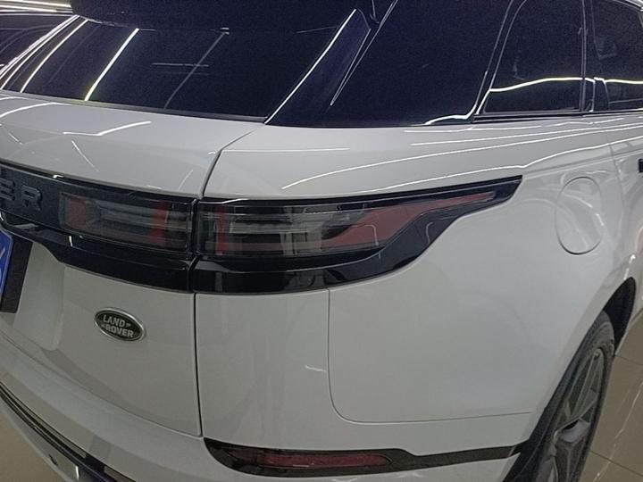 Range Rover Velar 2025 Dynamic SE photo 7