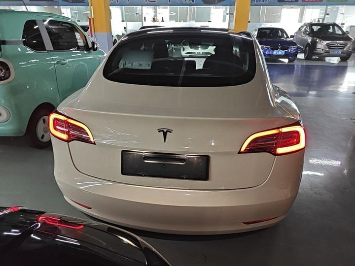 Model 3 2020 Standard Range RWD Upgraded photo 3