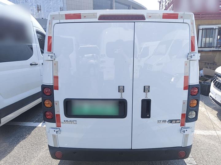 E 2023 E630 41.86kWh photo 3
